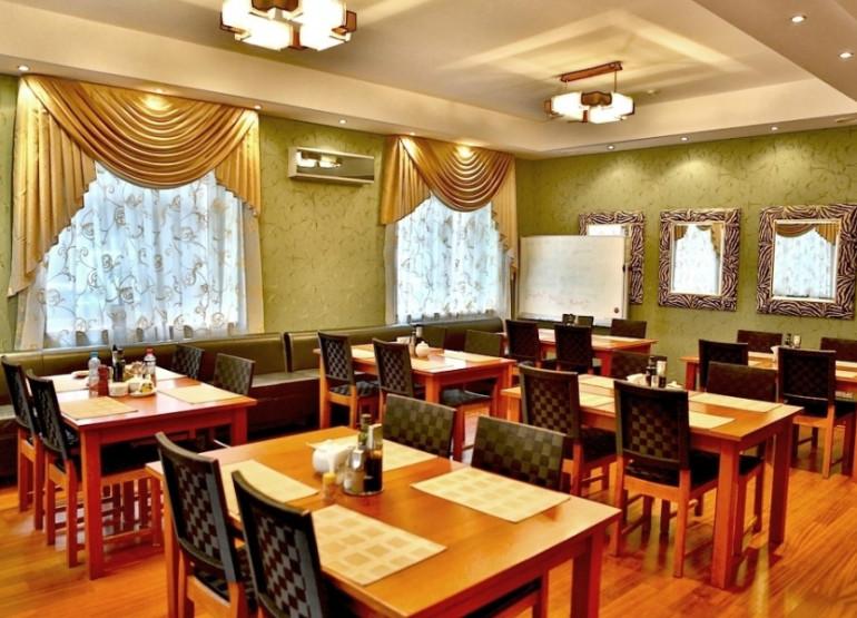 Южный Порт: Вид столовой или кафе